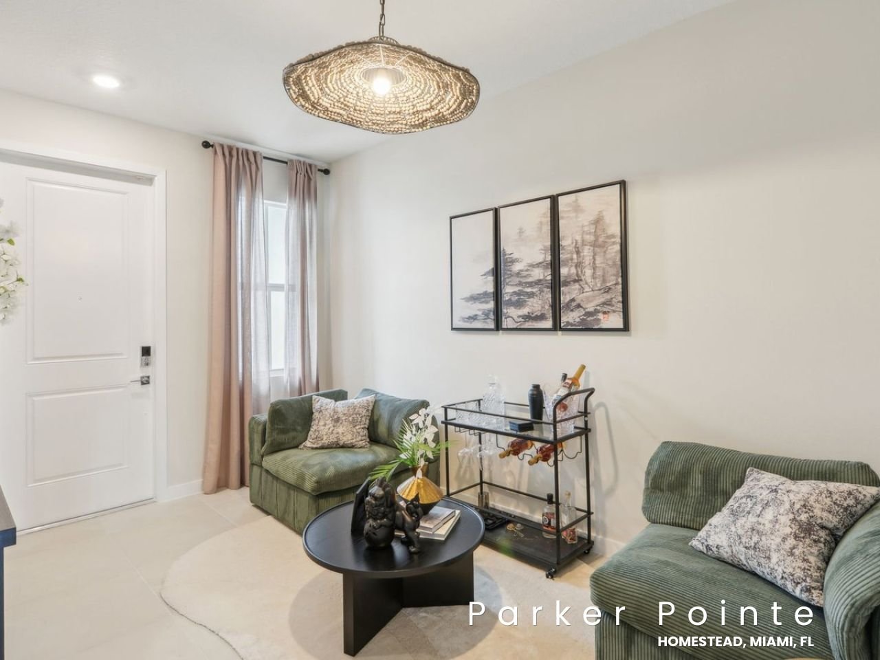 Parker Pointe – El Estilo de Vida Suburbano Perfecto con Amenidades de Primer Nivel